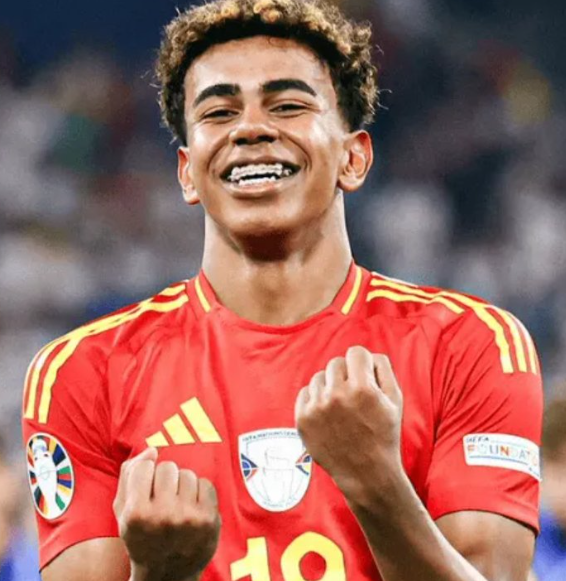 巴薩區(qū)域協(xié)調(diào)員博揚談青訓(xùn)與亞馬爾:冷靜心態(tài)與成長護航