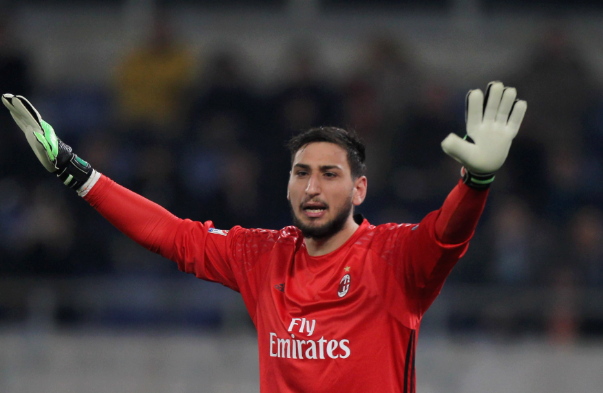 十年首秀紀念日:多納魯馬社媒曬圖追憶往昔,曼城新援感恩成長