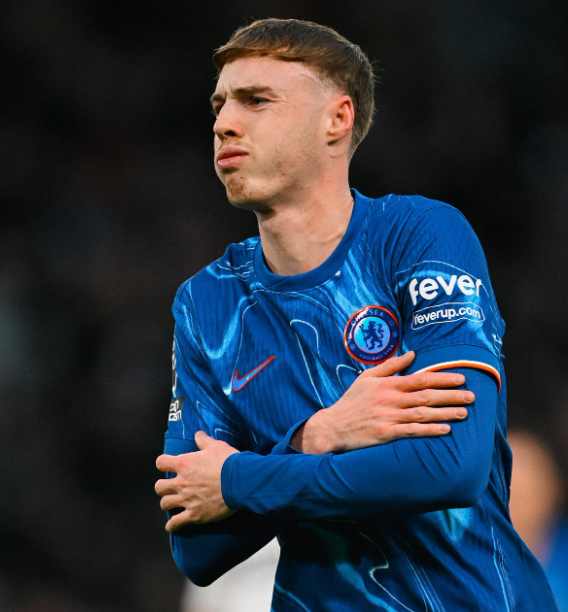 帕爾默曬切爾西百場紀(jì)念球衣：<a href='https://www.www.lxhfgc.cn/news/tag/1083264.html' style='color: blue;'>回顧</a>過往，展望未來征程