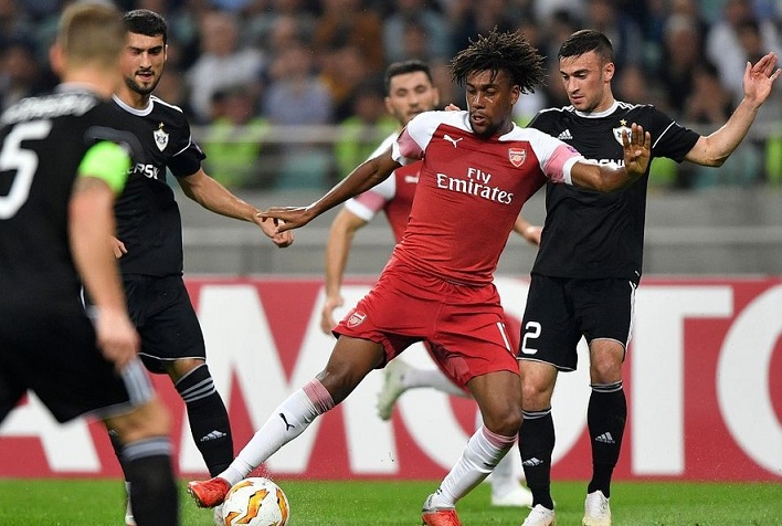 黑馬主場鏖戰藍軍,歐冠生死局懸念陡升