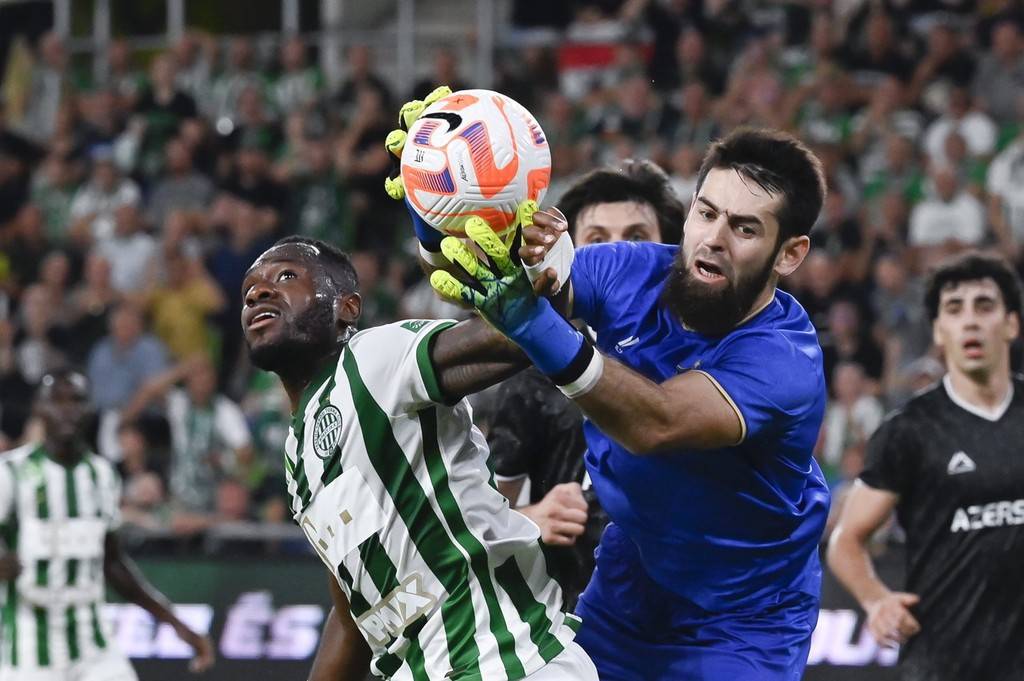 歐冠黑馬激戰藍軍,卡拉巴赫主場迎大考